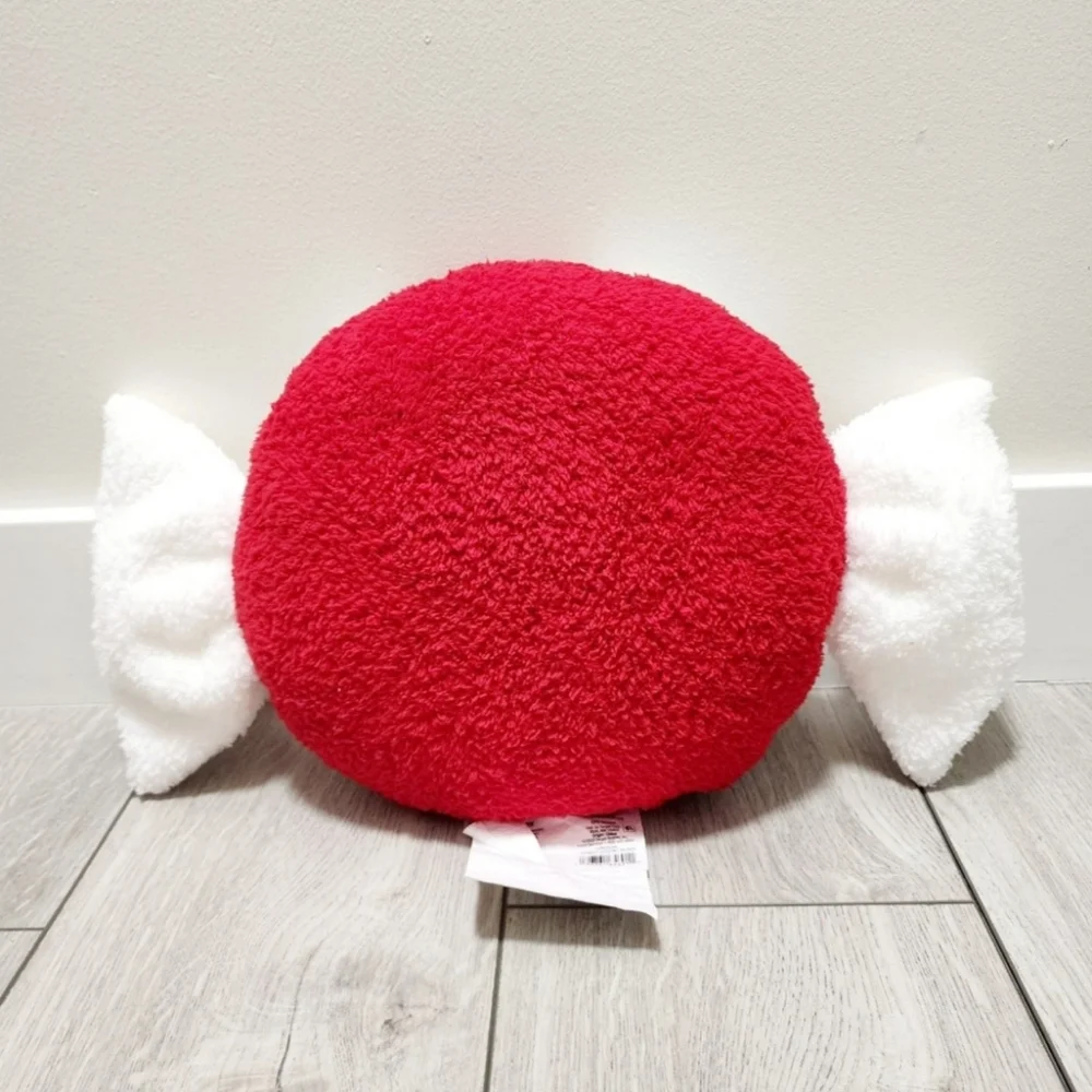 Wondershop Peppermint Throw Pillow